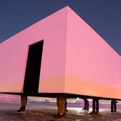 Hoverbox - Simon Kassner and Wilko Hoffmann, NAICE Architecture, Berlin, Germany